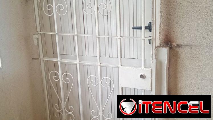 Se vende apto en la Comunidad Granma