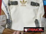 Mochilas Nike y Adidas