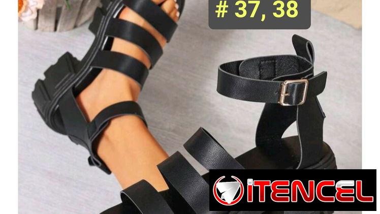 Sandalias estilo romano