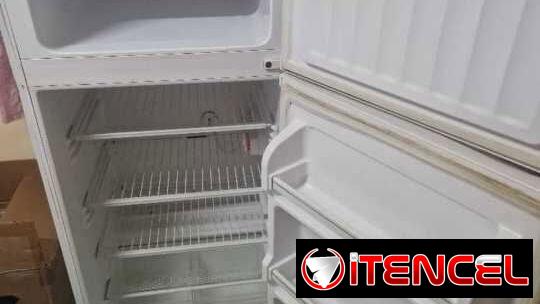 Refrigerador Haier de uso — 250 USD