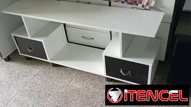 Cómoda con gavetas