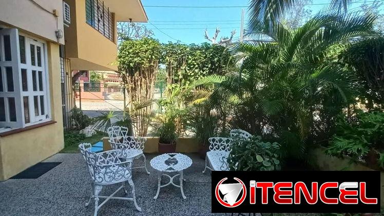🏡¡Alquiler de esta impresionante Casa de lujo en La Habana!.🌃 #BNB  🏡 Ubicada en Playa , La Habana