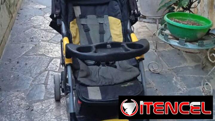 Coche con Sombrilla para Sol y Silla para Carro (Infante)