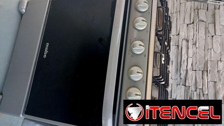 Venta de cocina de gas, MABE en excelentes condiciones