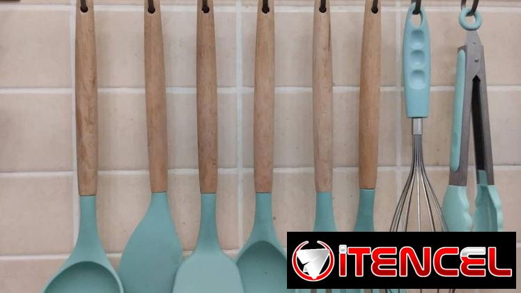 Utensilios de cocina, silicona y madera