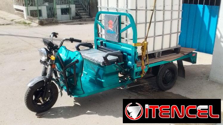 Tanque de 1000 litros enrejados