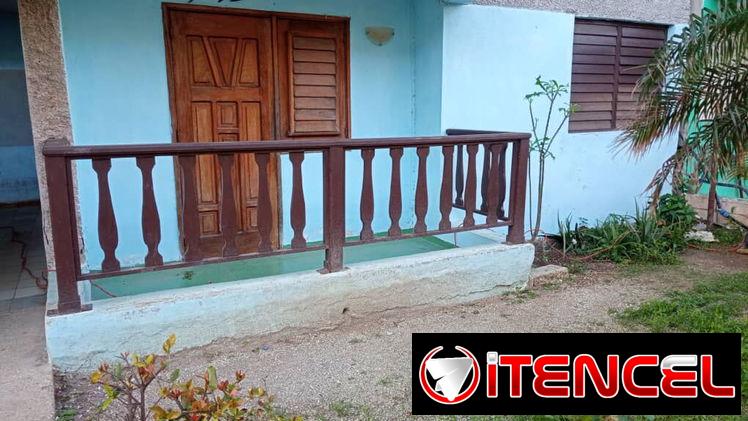Casa con papeles en regla en santa fe, playa