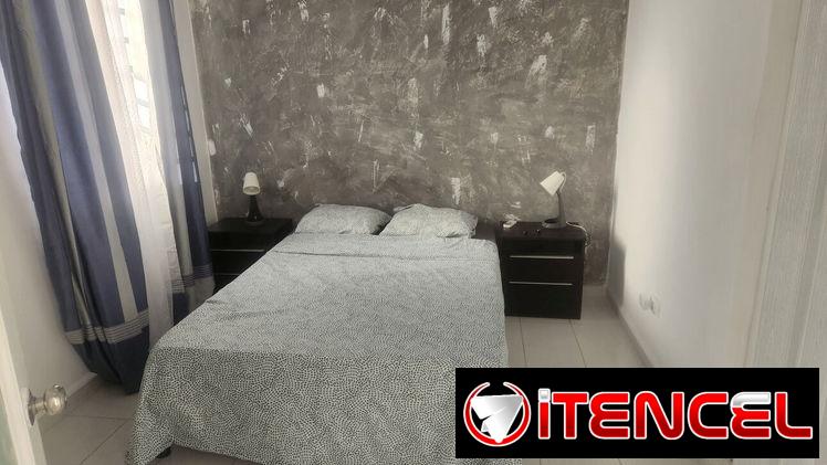 25 Y AVDA PRESIDENTES DOS HABITACIONES CON BAÑO 2 SPLITZ, COCINA, TERRAZA