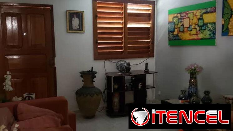 Biplanta en Playa Reparto Flores 2/4 garaje para 3 autos 40mil usd 53582376