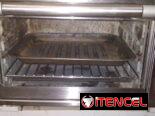 Horno doméstico de poco uso en buen estado