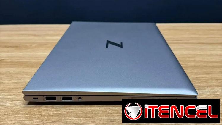 Laptop HP ZBook Firefly 14 G7