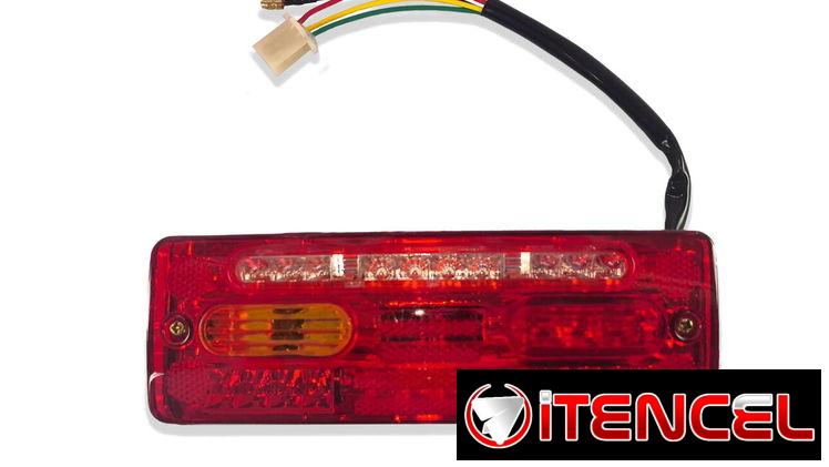 Luces Traseras de Posicion/Frenado (“Stops”) para Triciclos