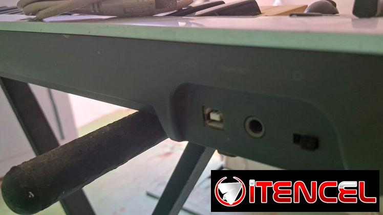 M Audio Key Rig 49 controlador midi usb