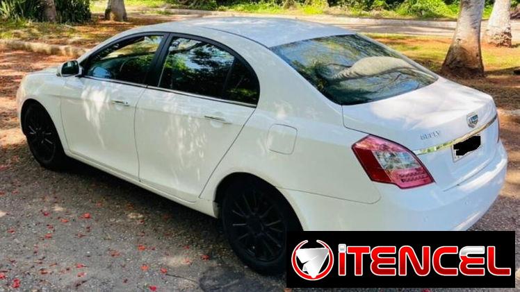 EMGRAND 718 2015