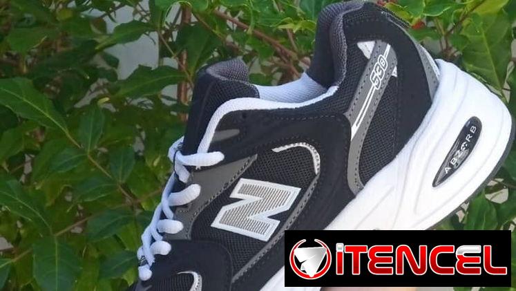 New balance 530  negro 18.500