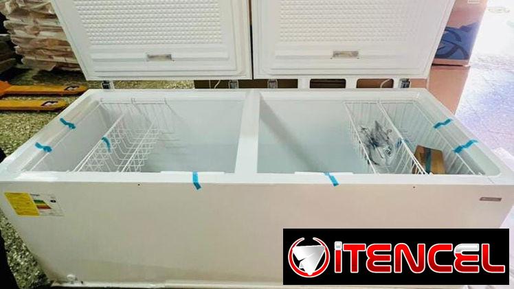 Nevera Royal 28 pies con llave y luz interior