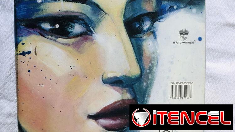Libro : Madama Butterfly. (Versión en español e inglés en el mismo libro)