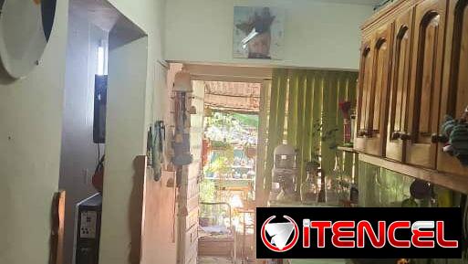 *$16.000usd SIN AJUSTE. En venta apartamento con garaje (PLANTA BAJA) de un edificio de 8 aptos en El Reparto Bahía,