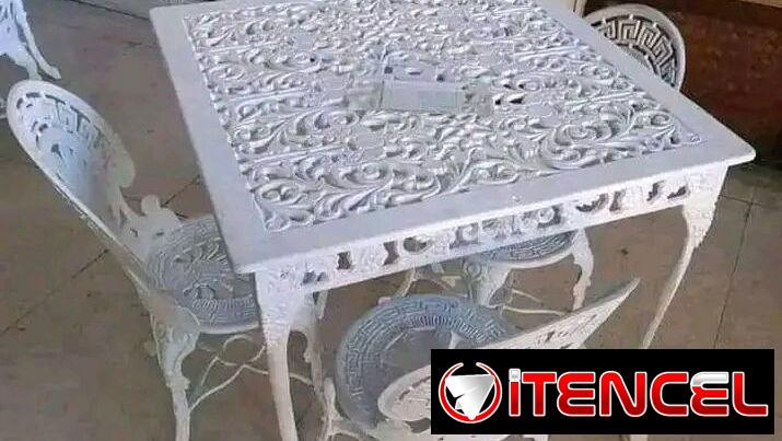 MESAS