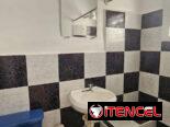 Se vende apto en Playa de 2 habitaciones (13 y 86)