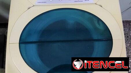 LAVADORA AUTOMATICA MIDEA 4,5 KG USO CON PROBLEMA EN EL CLOSHET