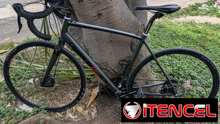 Se vende Bici de Ruta Diamond Back Century 2 2016