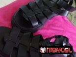 Vendo sandalias de hombre en 6 mil.