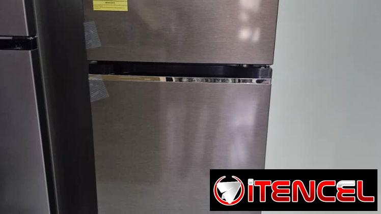 Refrigerador LG 8.5 pies congelación seca (inverter)
