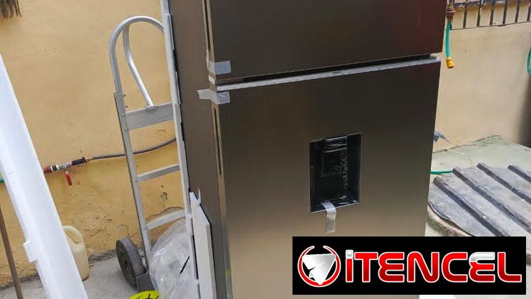 REFRIGERADOR SAMSUNG 15 PIES CON DISPENSADOR DE AGUA, RECOMENDADO