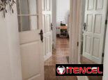 Venta de casa en el Vedado. Cercana a 23, con un precio de 60 000 euros o su equivalente en USD.
