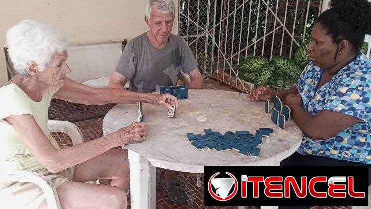 Agencia de Cuidadores de Adultos Mayores en La Habana | Abuiya 🧓💙👴