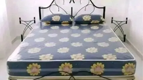 CAMAS de TUBO modelo Arpa con exelente calidad.