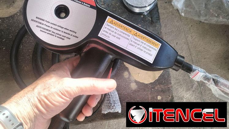 Pistola de soldar aluminio con su portador de alta calidad