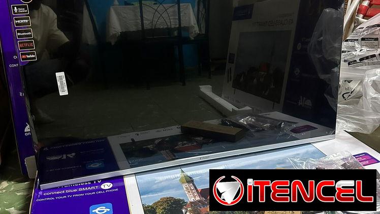 Smart TV 43 pulgadas Challenger Incluye base para la pared, 2 mandos Precio $280 USD Transporte incluido