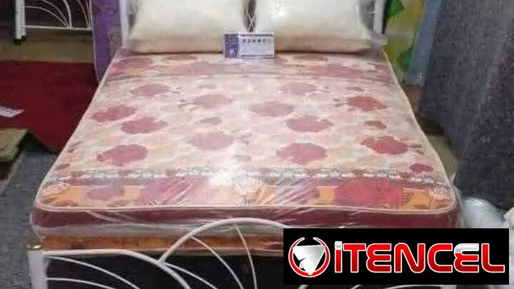 Cama y colchónes