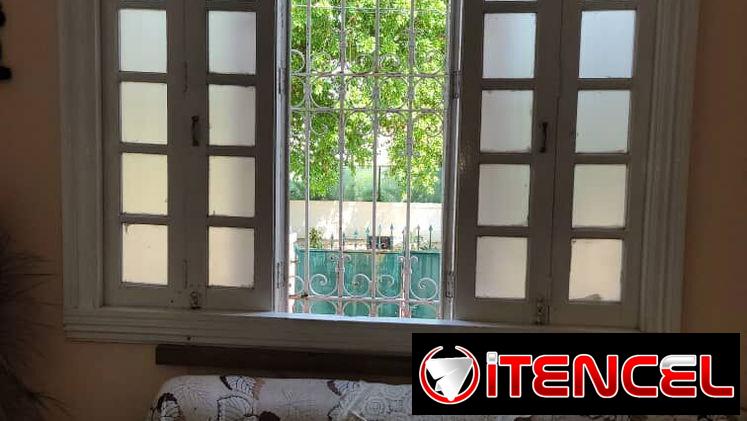Venta en bajos de un biplanta