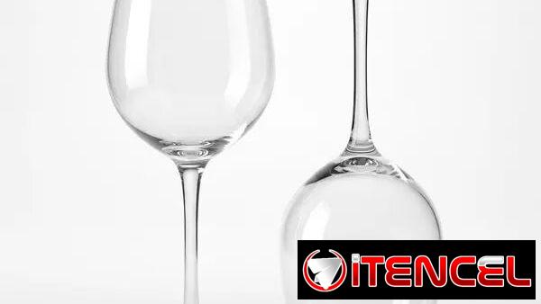 Set de seis copas de vidrio para vino