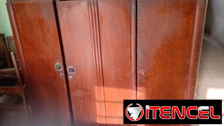 Venta de escaparate de caoba