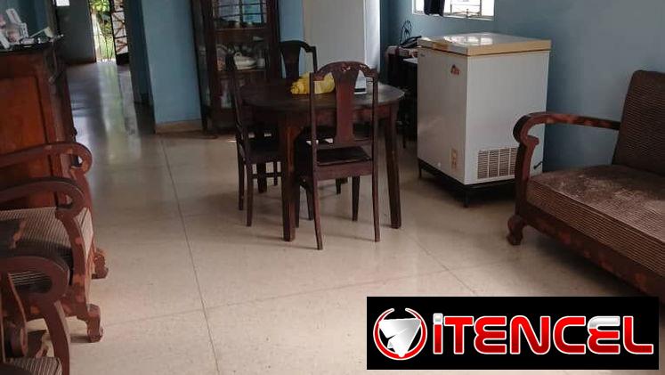CASA INDEPENDIENTE CON PATIO AMPLIO Por el Parque Ecológico 110 euros 53582376