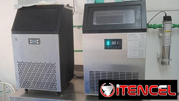***VENDO 2 MAQUINAS DE HACER HIELO TRES MESES DE USO***