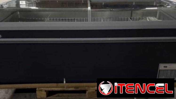 Nevera horizontal de congelación, rango de temperatura entre -18-22 grados  2.00*85*89 25 pies cubicos  Nueva en caja
