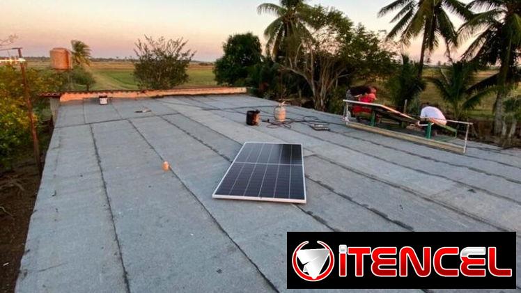Montaje y reparación de manta de techo