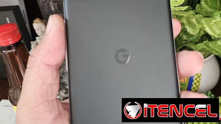 Google pixel 8 pro LIBRE DE FABRICA, cable cargador y Forro ORIGINAL