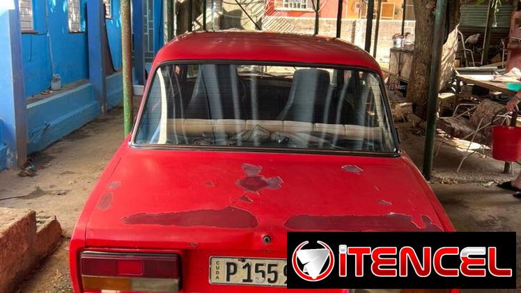 LADA 2105 CADENA PLASTICA