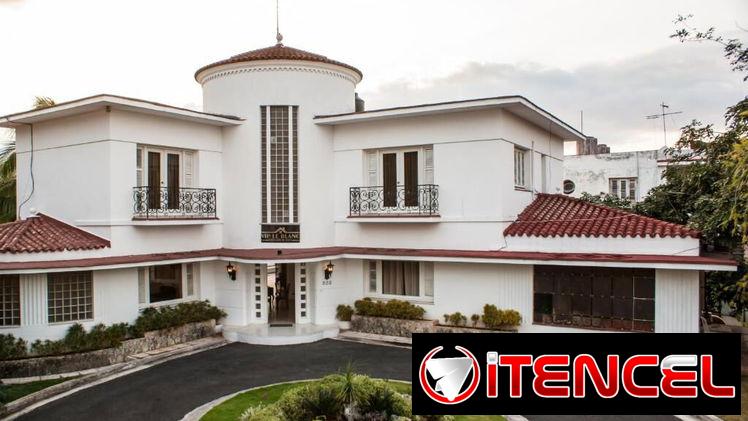 📱 Hostal de 6 Habitaciones con Piscina y Tarima