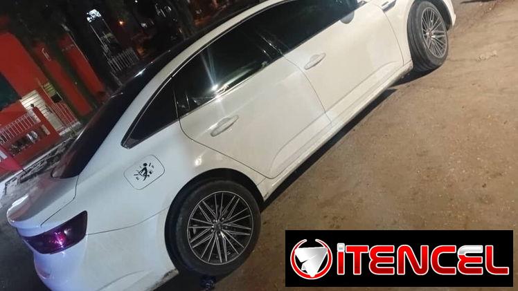 Vendo o negocio Renault talismán, 2017 muy bueno el carro