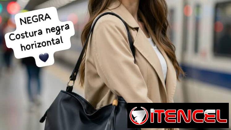 *CARTERA NEGRA TIPO MORRAL COSTURA HORIZONTAL EN NEGRA*    Medidas: 36 cm ancho 32 cm alto 16cm profundidaf