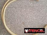 2 pedazos de manguera plástica de 2 cm de diámetro. Largo 2,10 y 1,40 metros. No se para que sirve