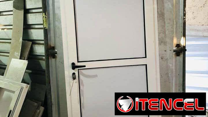Realizamos todo tipo de diseños modernos en carpintería de aluminio 🪟 y cristal 🔮 *Llena de estilo y vida tú hogar*🏘️