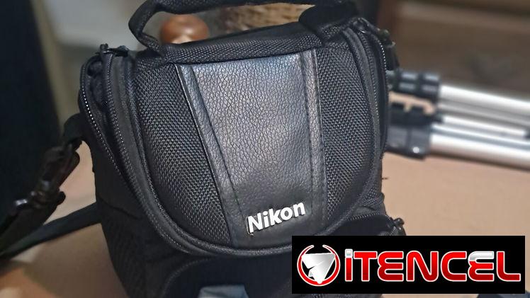 Vendo Camara Nikon con todos los accesorios Tripode, Bolso y más
